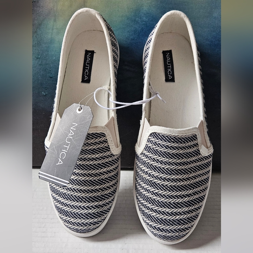Nautica Navy Blue and White Slip-On Shoes NWT